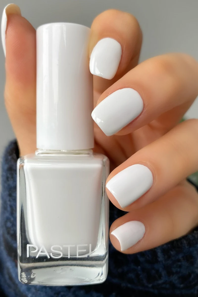 Pastel Oje Nail Polish Profesyonel - No: 04 resmî ürün görseli
