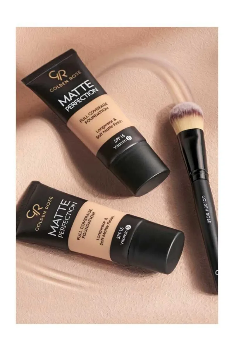 Golden Rose Matte Perfection Foundation Warm 05 Söğüt Özü & Üzüm Çekirdeği Yağlı Mat Fondöten 35 ml